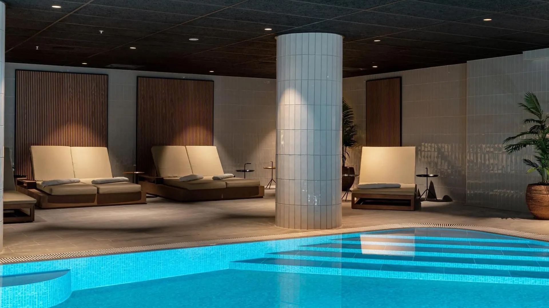 *****  Hotel Norge By Scandic Bergen Norway